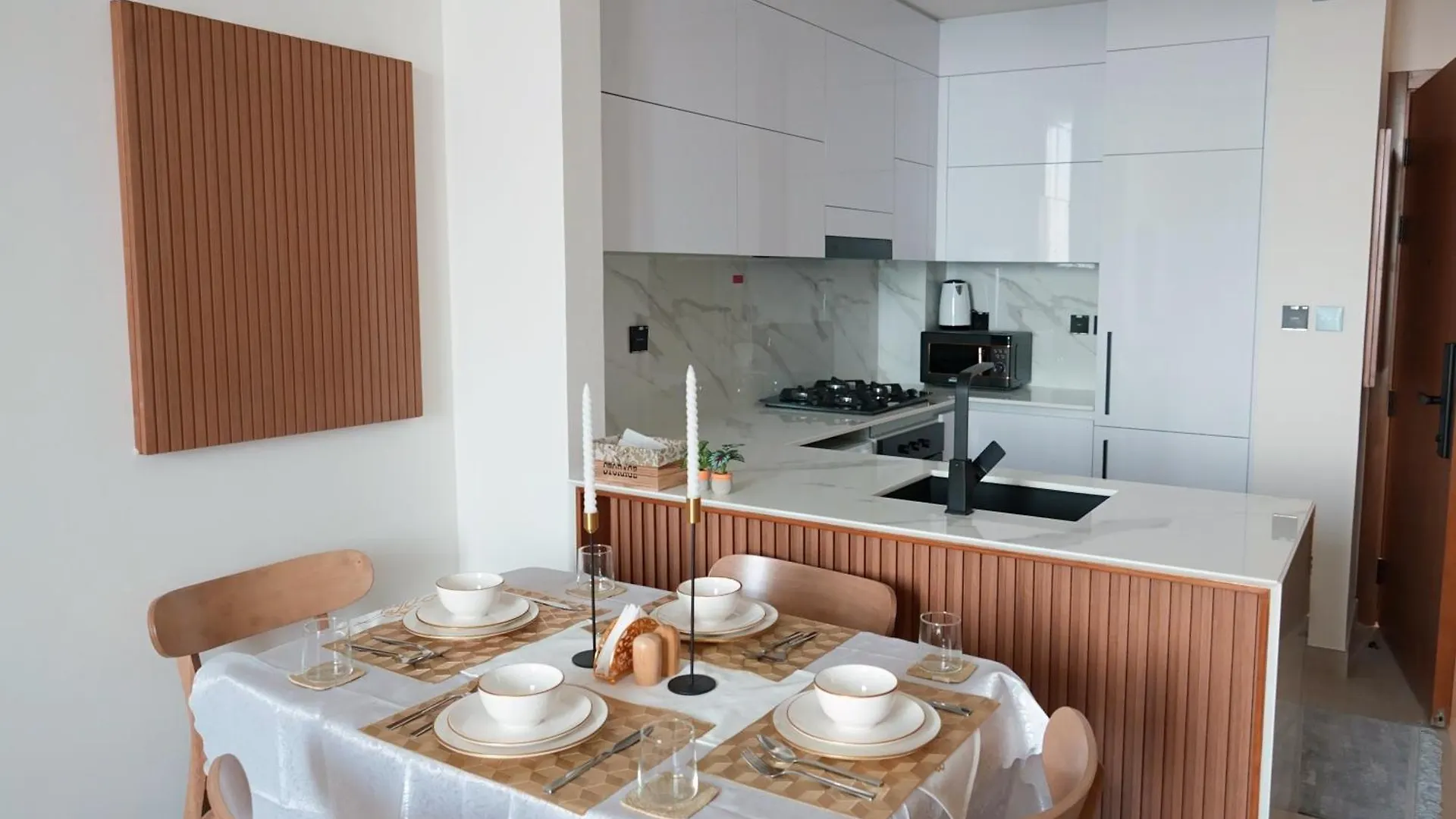 Modern Chic 1 Bhk In Binghatti House Dubai Apartment