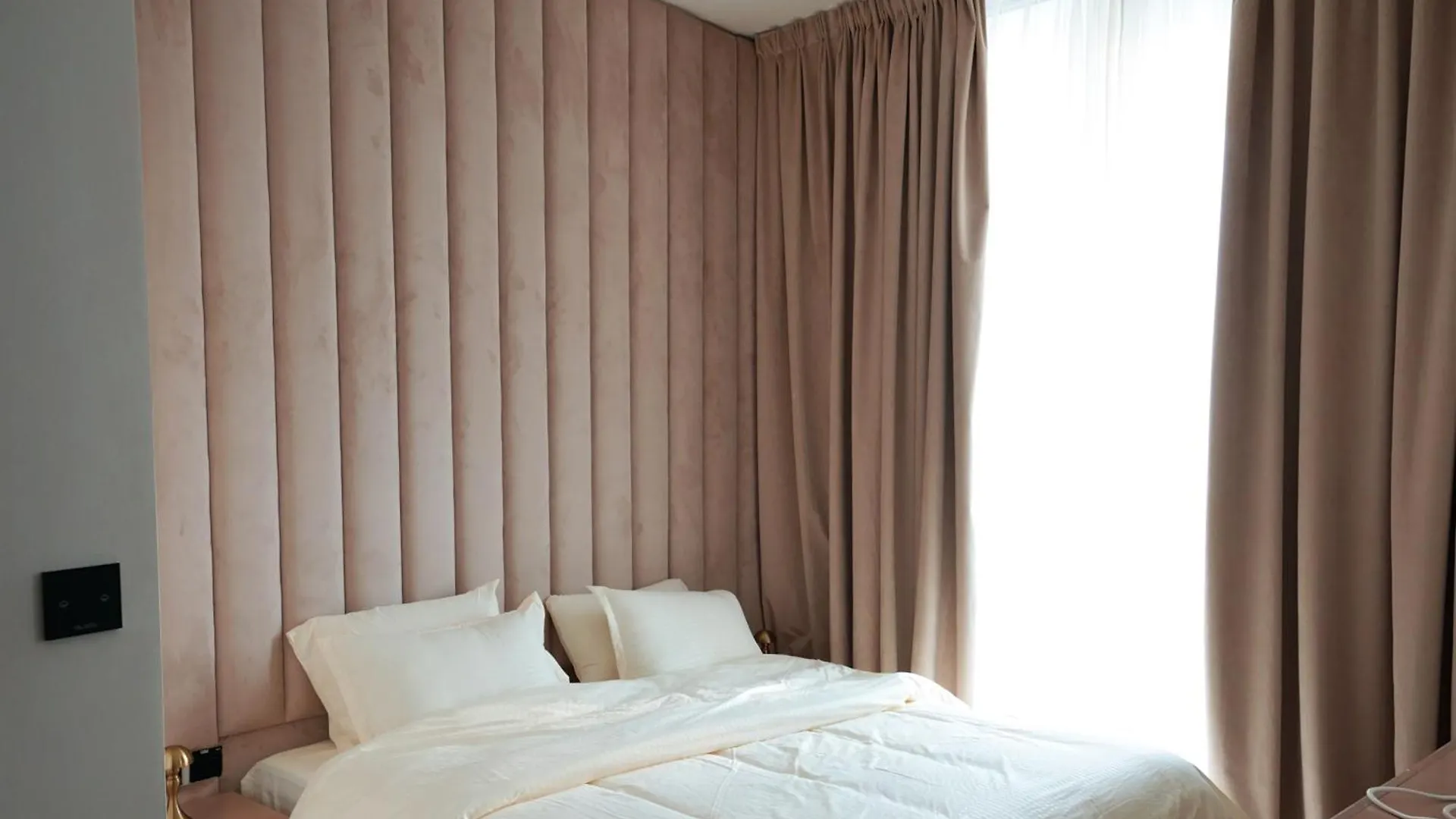 Modern Chic 1 Bhk In Binghatti House Dubai